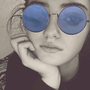 Meet your Posher, Kylee